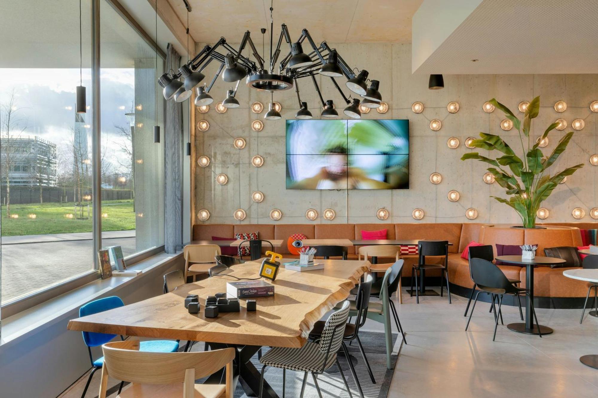 Moxy Antwerpen