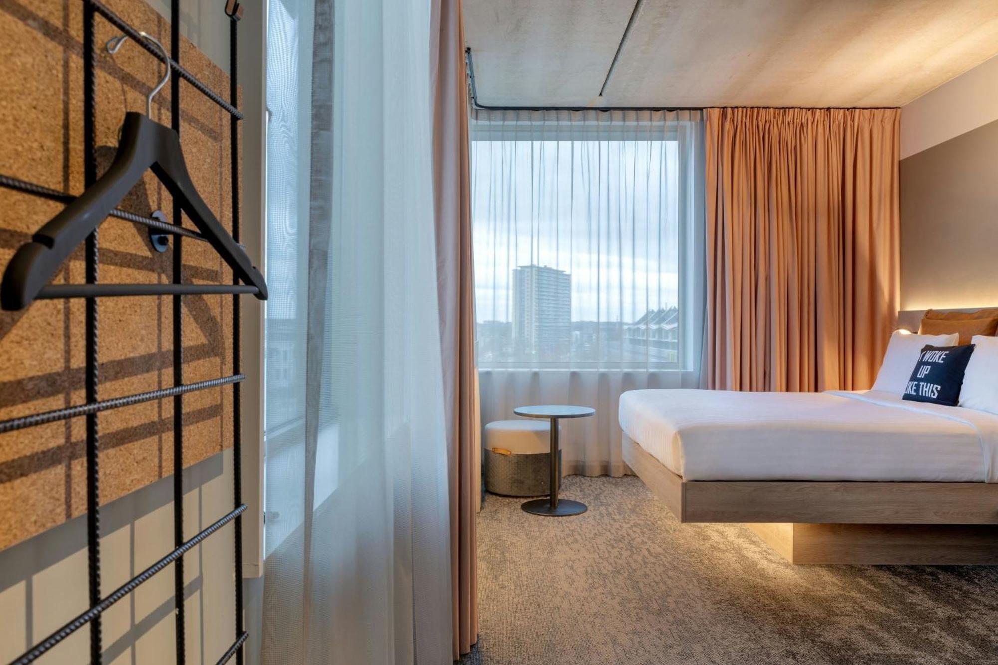 Hotel Moxy *