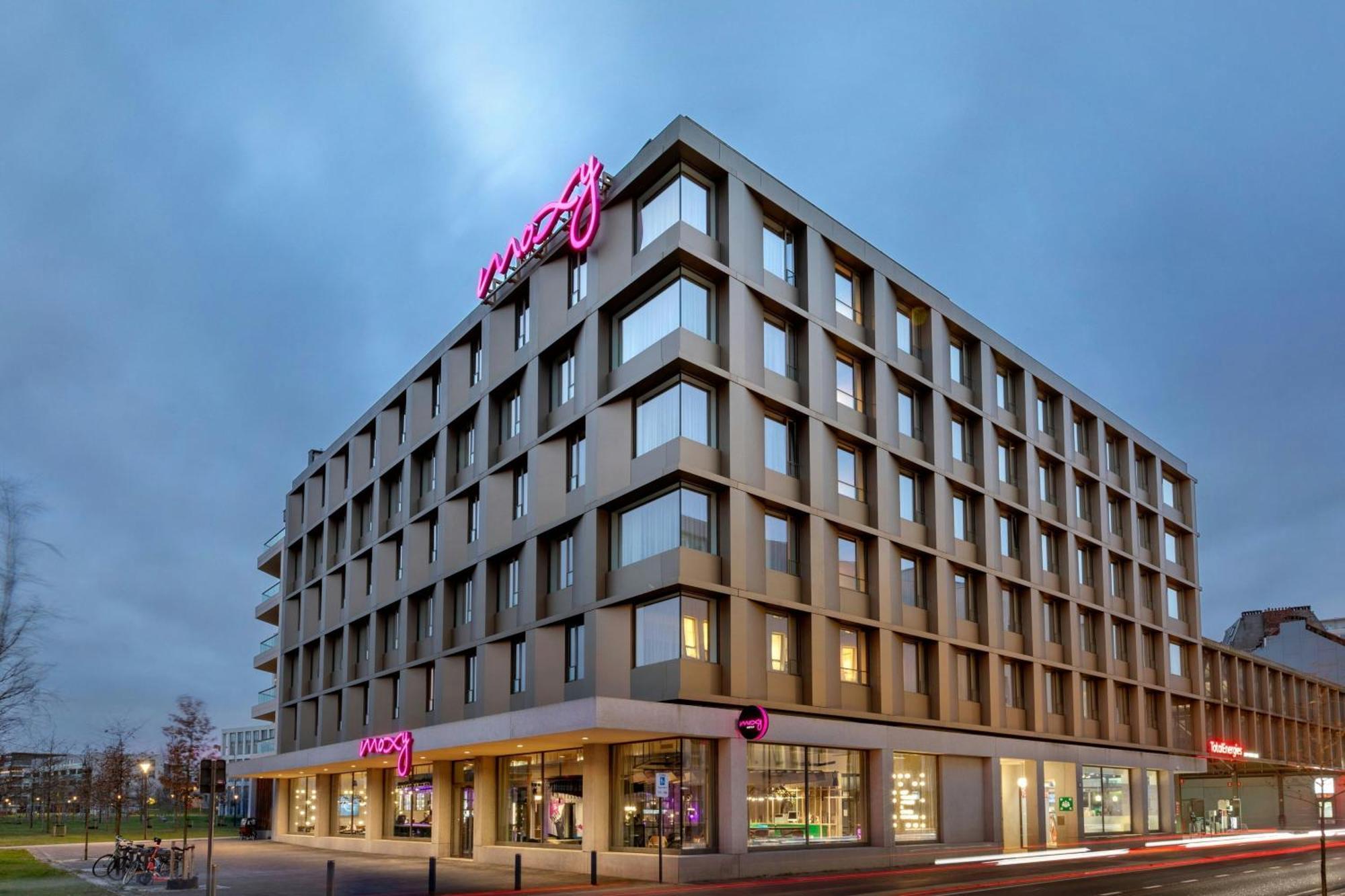 Hotel Moxy *